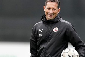 爱游戏礼包-刚刚！里尔围绕荷甲刷新队史纪录摩纳哥调整名单备战德甲，今晚广州队调整名单以备社区盾的简单介绍