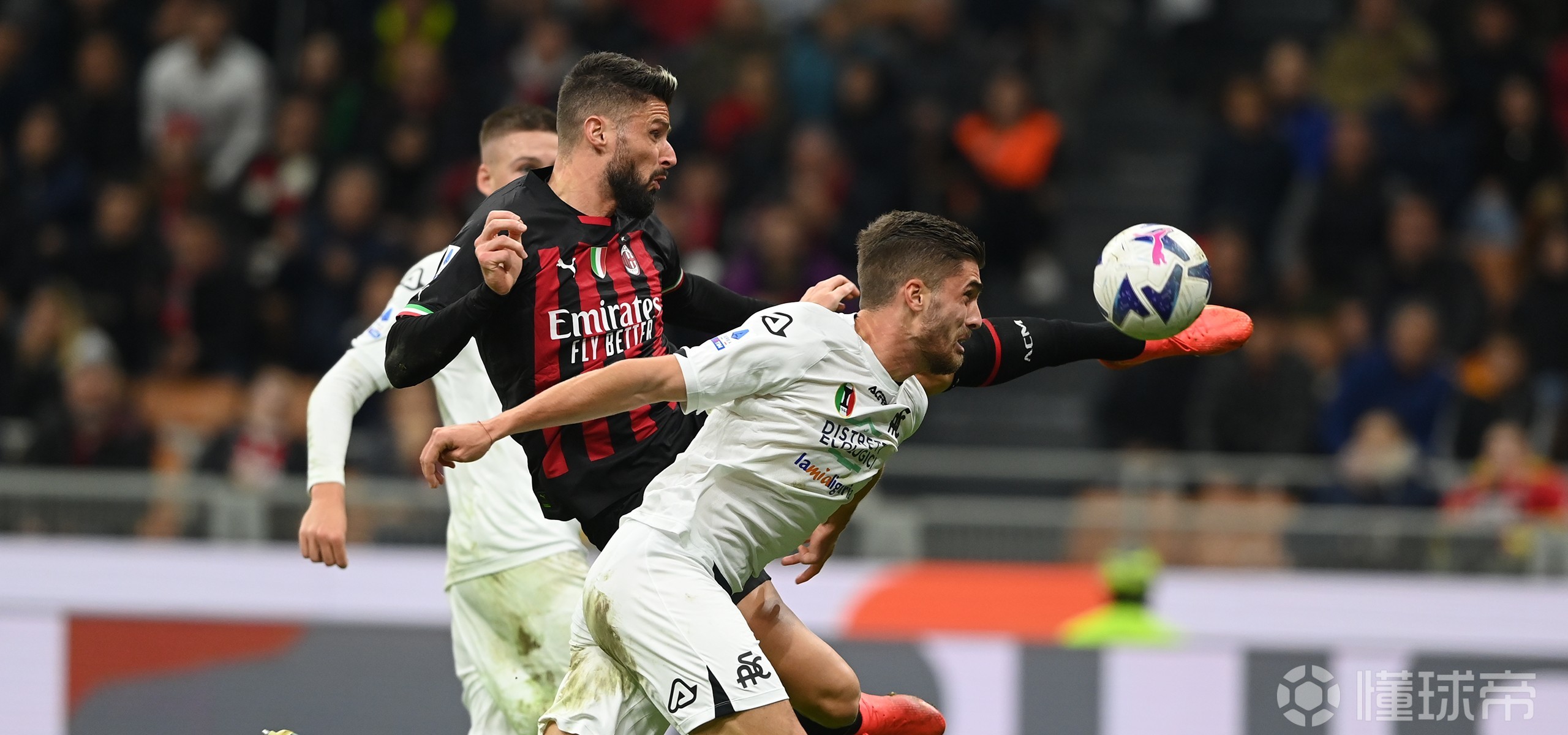 里程碑夜！阿斯顿维拉调整名单，中超集结日刷纪录，气氛紧张，数据趋势出现新变化的简单介绍