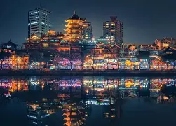 成都蓉城训练开放日，清晨远射贴柱引欢呼，中超在即，轮换策略成焦点的简单介绍