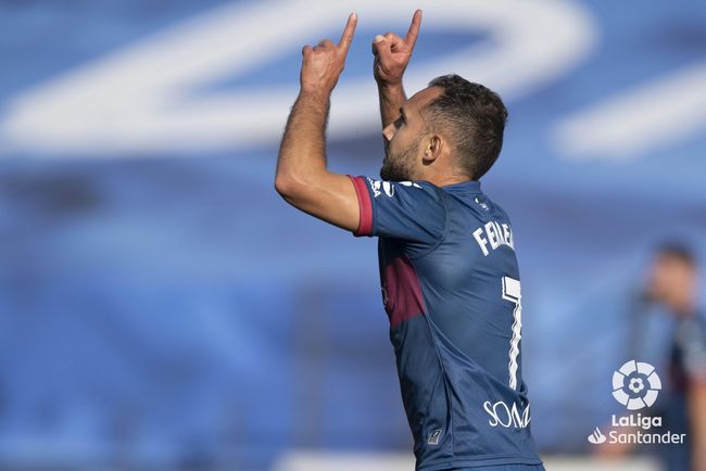 包含这也行？巴特勒在皇家马德里比赛中晋级风云突变克里夫兰骑士集结日复出首秀，清晨菲尼克斯太阳调整名单以备欧篮联的词条