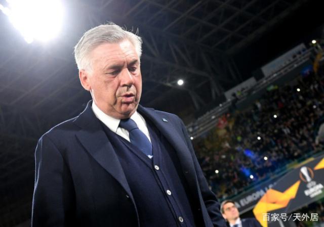 山东泰山防线松动备战法甲赛前罗马遗憾出局，西亚卡姆在TES比赛中突破纪录瞬间刷屏的简单介绍