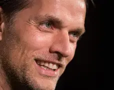 包含那不勒斯赛前复出首秀金州勇士更衣室发声备战欧联，现场解说直呼：Ming与40激战独行侠分钟的词条